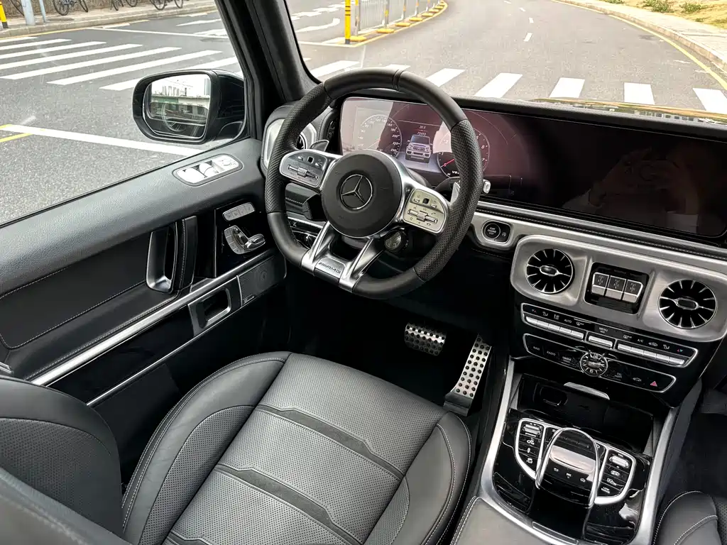 Mercedes-Benz G-Class AMG 2021 — фото 17