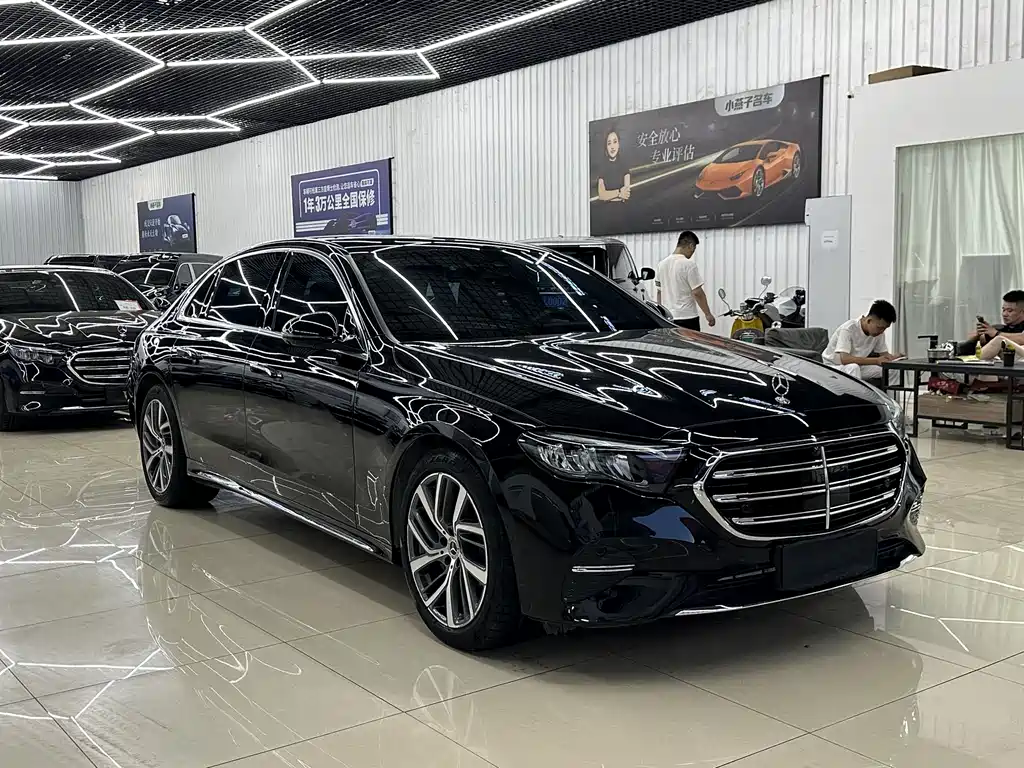 Mercedes-Benz E-Class 2024 — фото 3