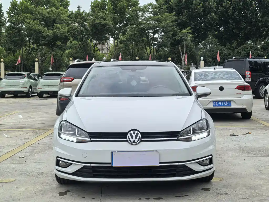 Volkswagen Golf 2020