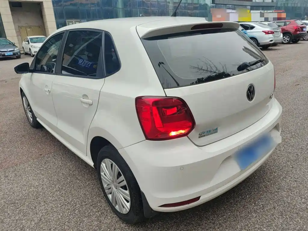 Volkswagen Polo 2019 — фото 23