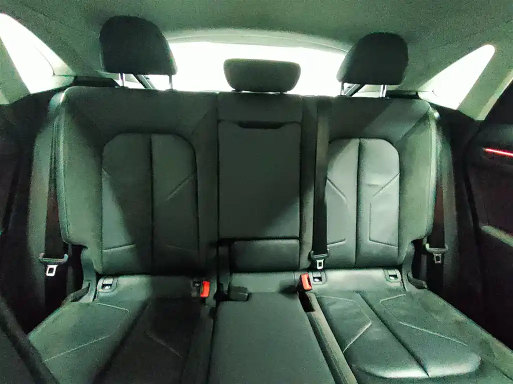 Audi Q3 Sportback 2021 — фото 15