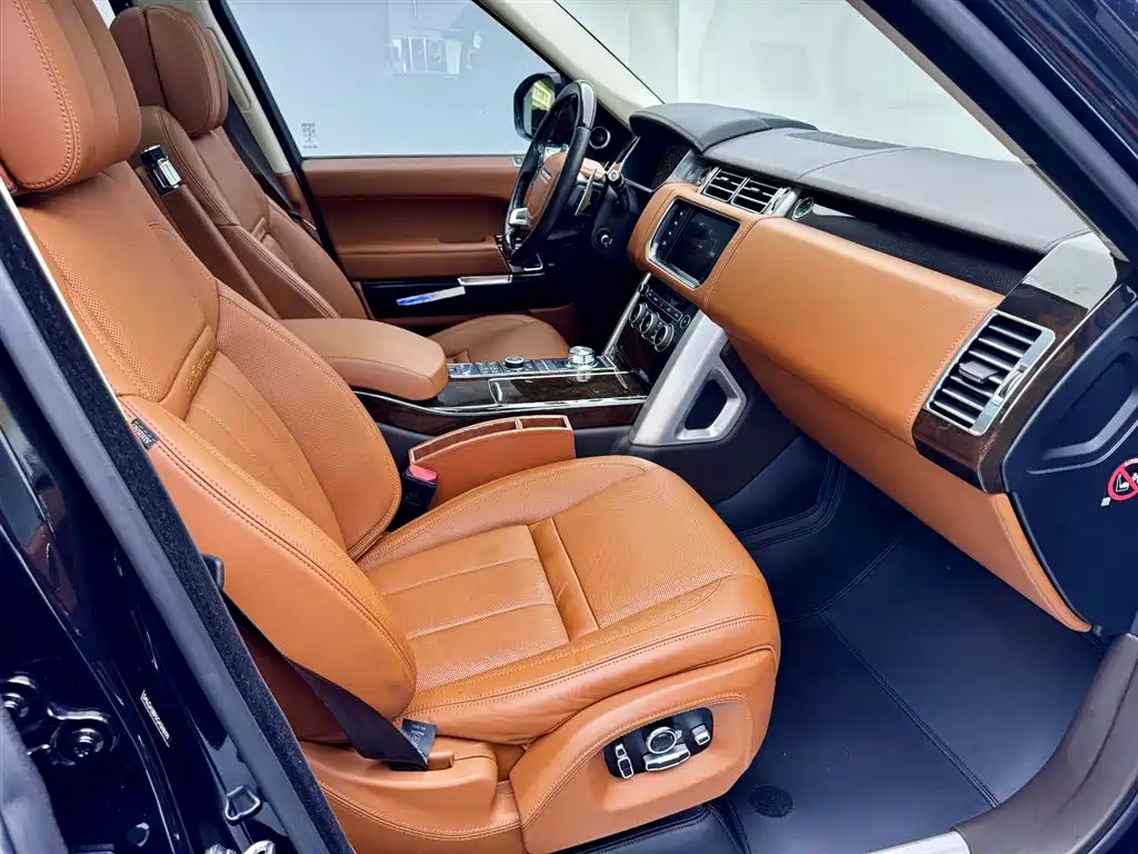 Land Rover Range Rover 2018 — фото 25