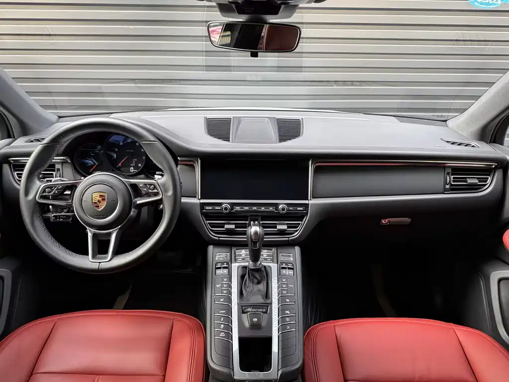 Porsche Macan 2019 — фото 6