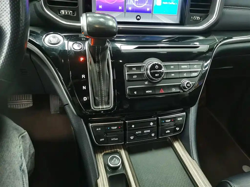 GAC Motor Trumpchi M8 2020 — фото 10