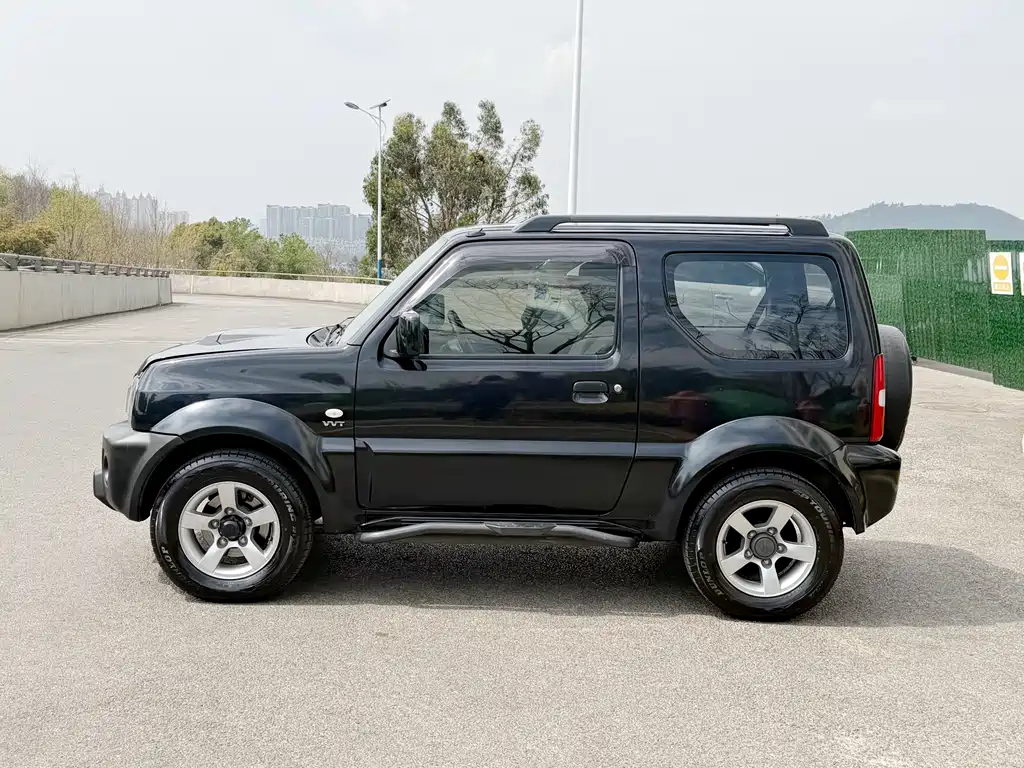 Suzuki Jimny 2014 — фото 8