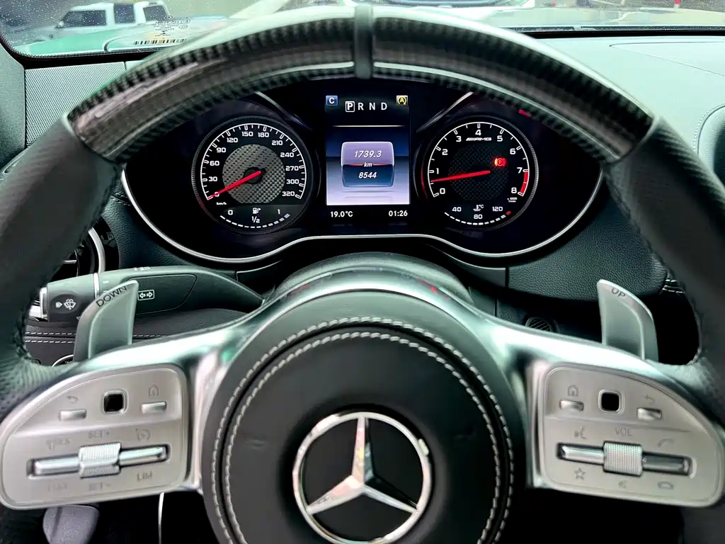 Mercedes-Benz AMG GT 2016 — фото 11