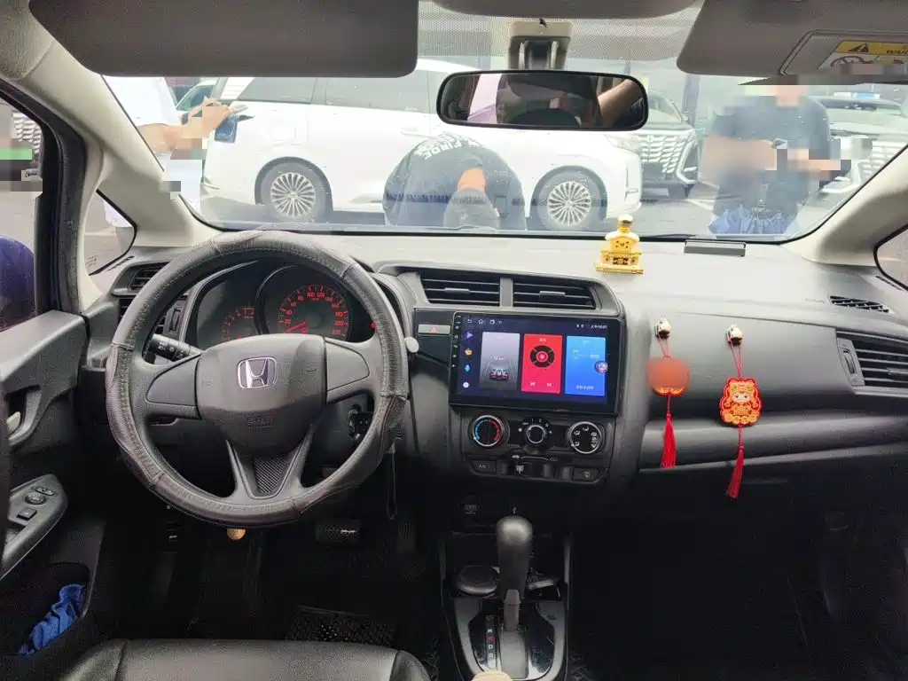 Honda Fit 2018 — фото 13