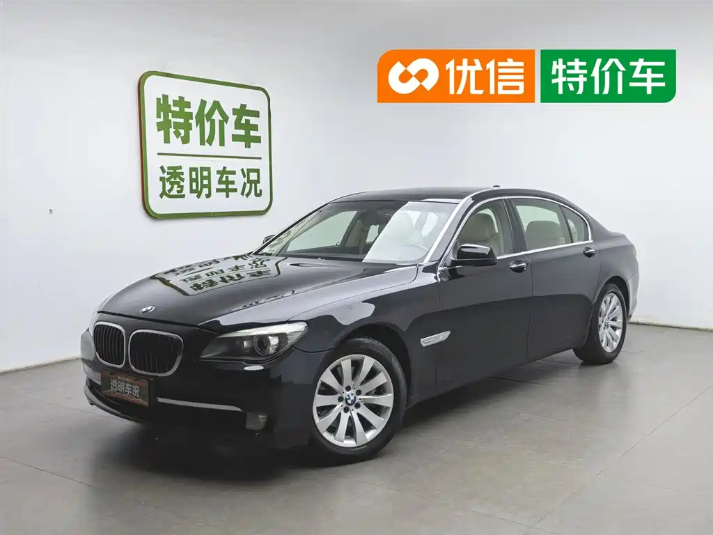 BMW 7 Series 2009 — фото 1