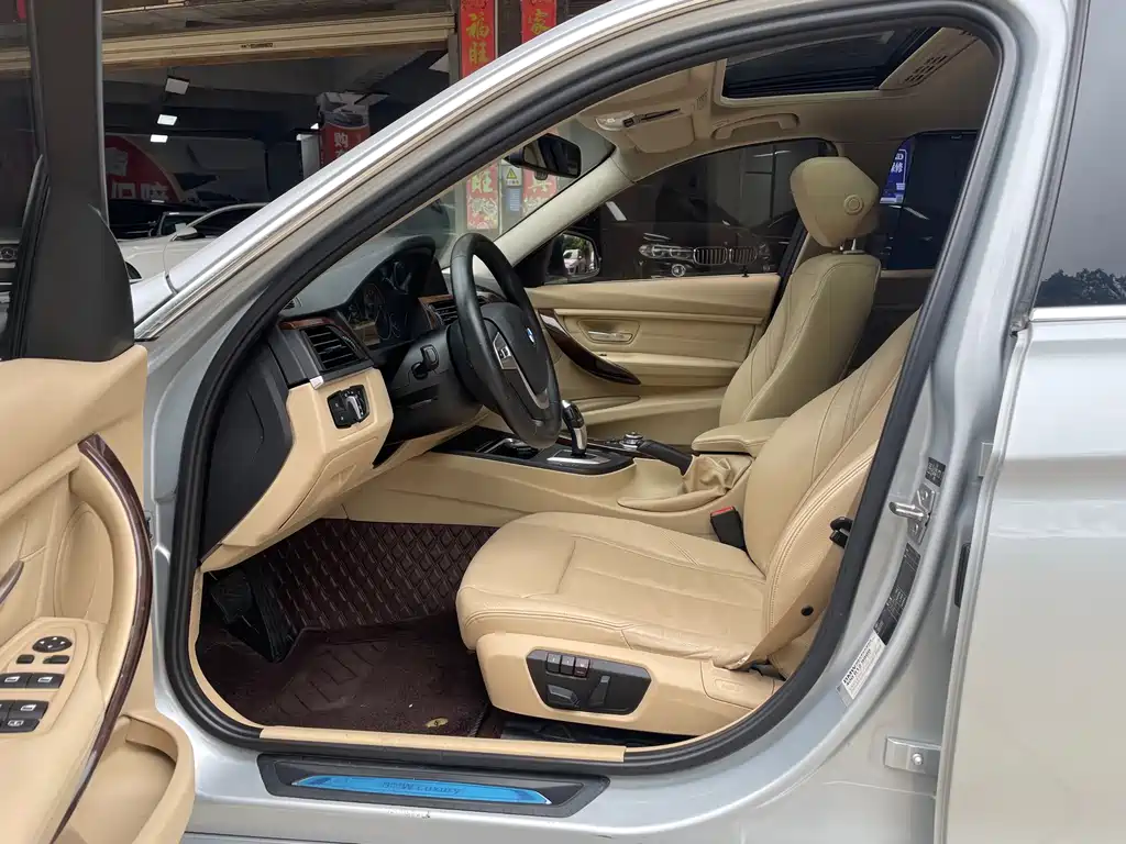 BMW 3 Series 2013