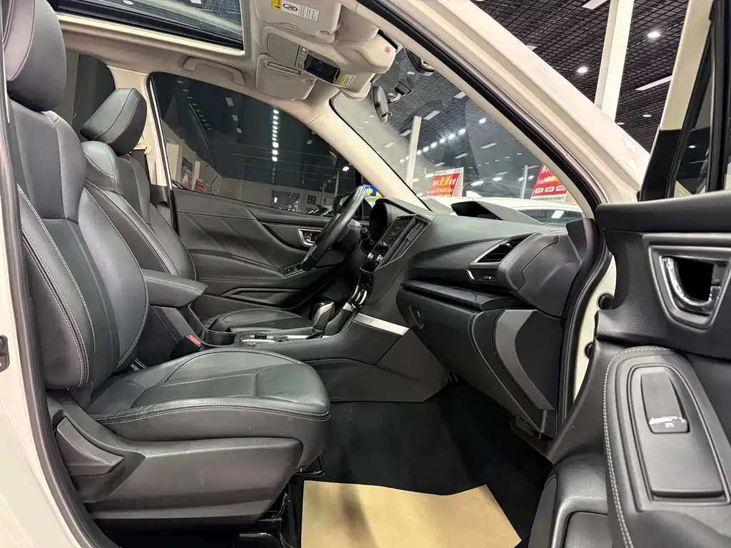 Subaru Forester 2020 — фото 18