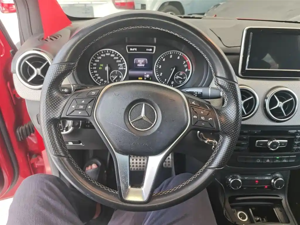 Mercedes-Benz B-Class 2014 — фото 11