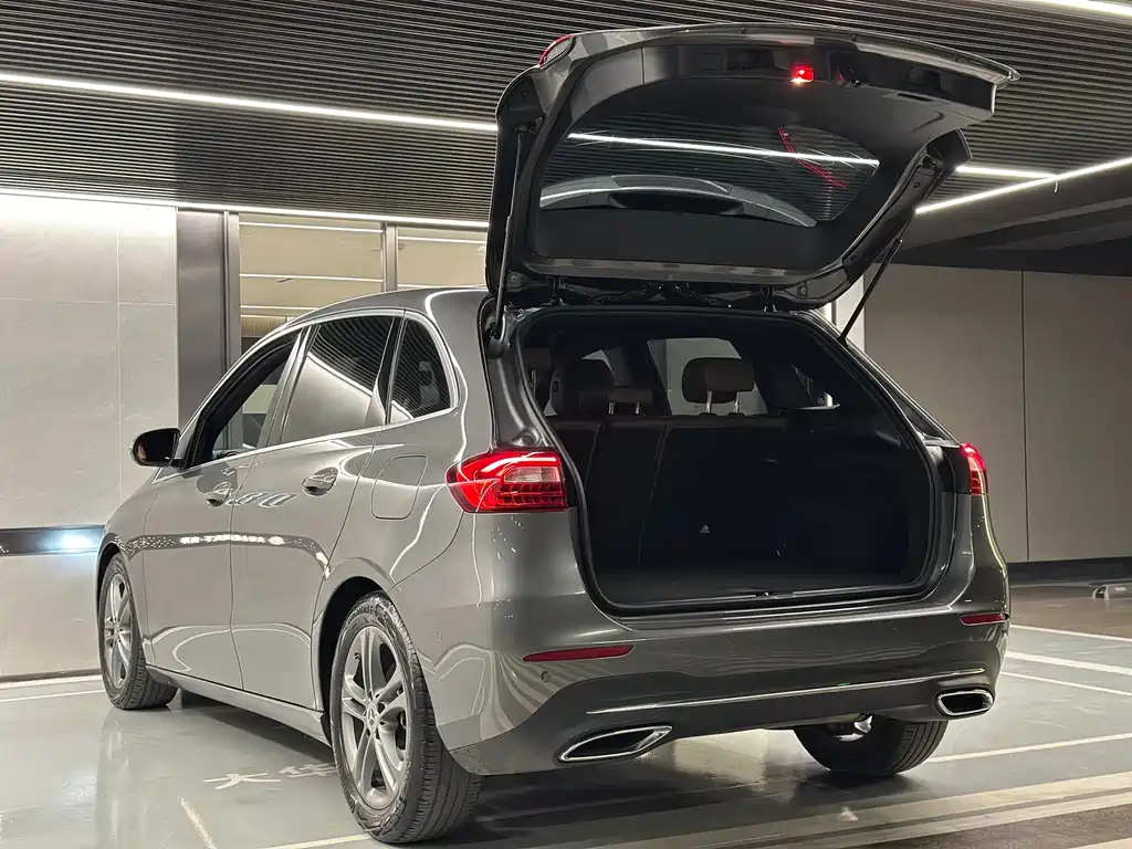 Mercedes-Benz B-Class 2020 — фото 30