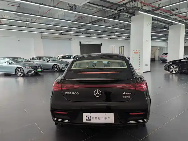Mercedes-Benz EQE 2025