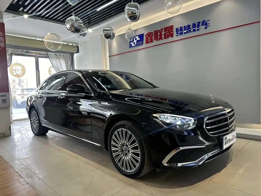 Mercedes-Benz E-Class 2022 — фото 3