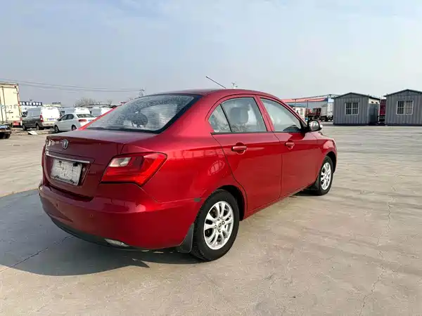 Changan Yuexiang V3 2013