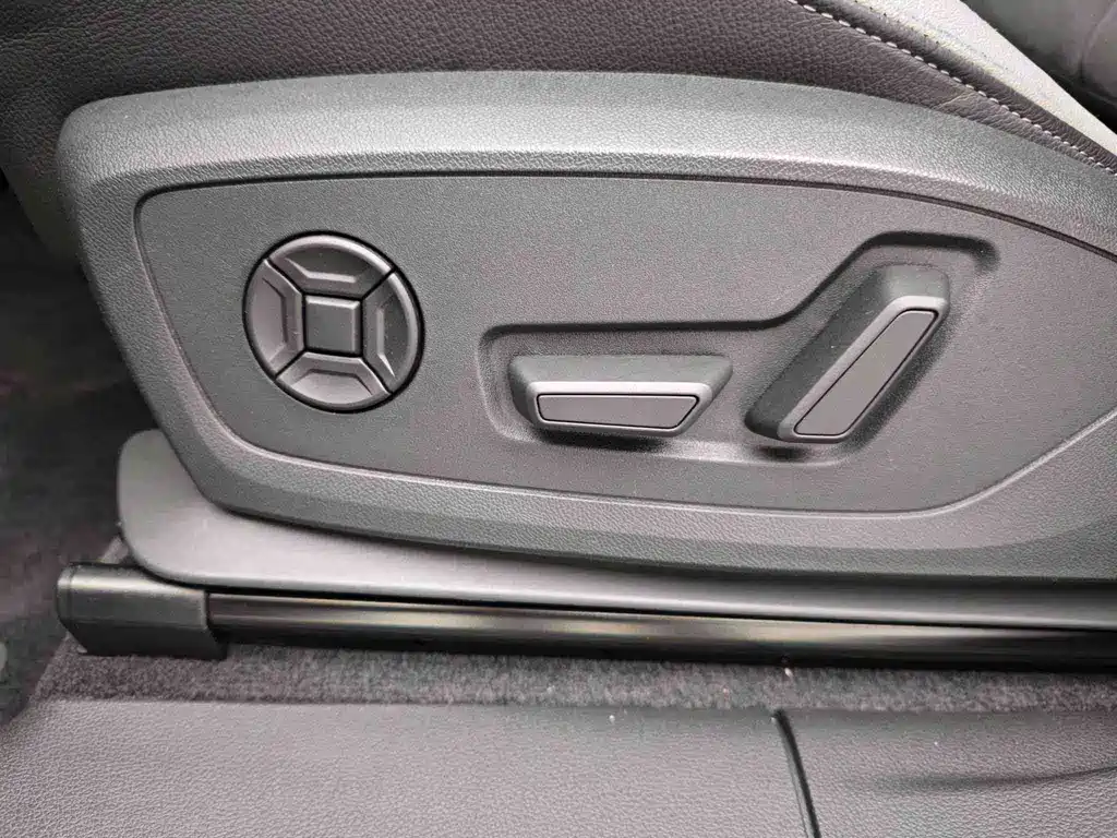 Audi Q3 2022 — фото 11
