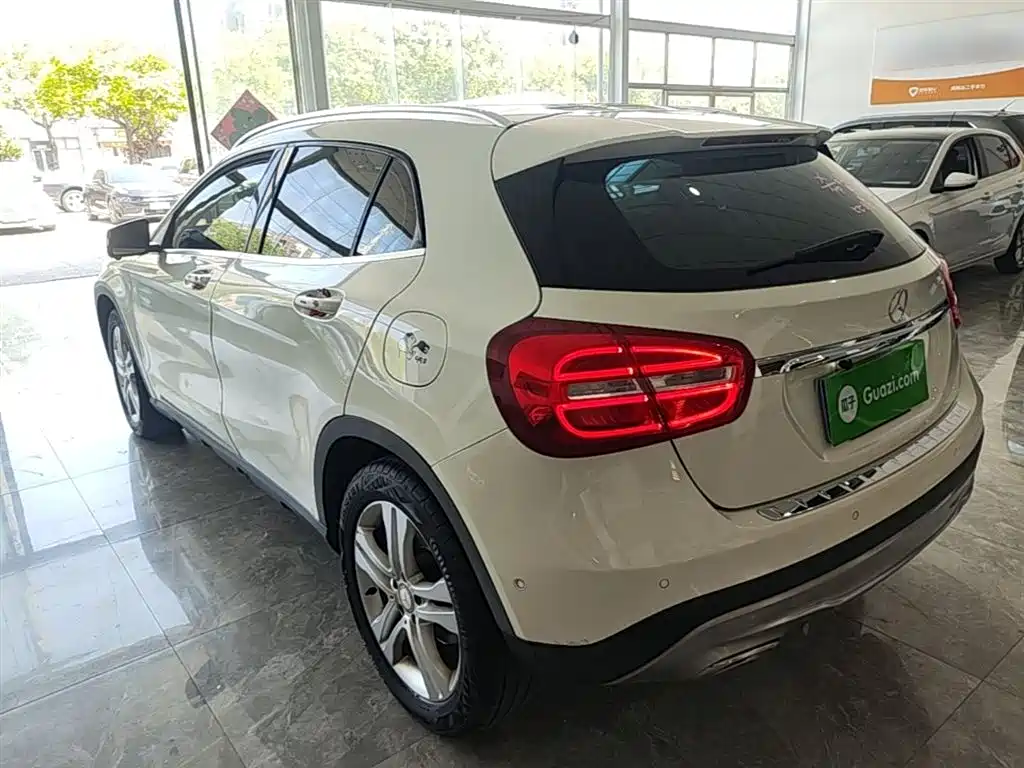 Mercedes-Benz GLA 2015 — фото 5