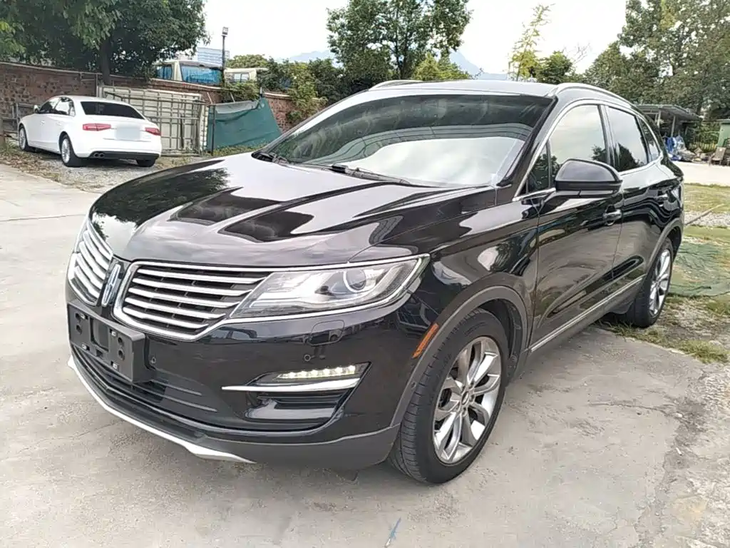 Lincoln MKC 2015 — фото 1