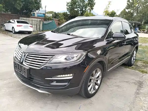 Lincoln MKC 2015