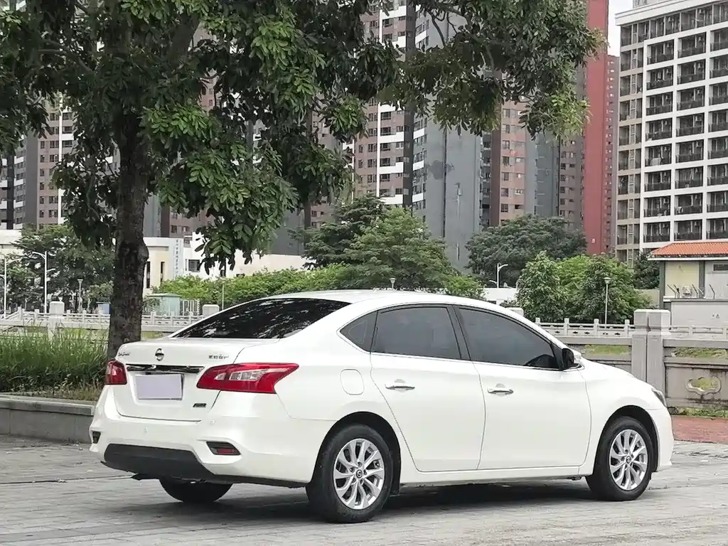 Nissan Sylphy 2017 — фото 9
