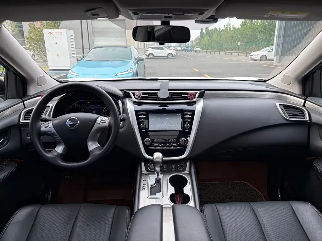 Nissan Murano 2018 — фото 7