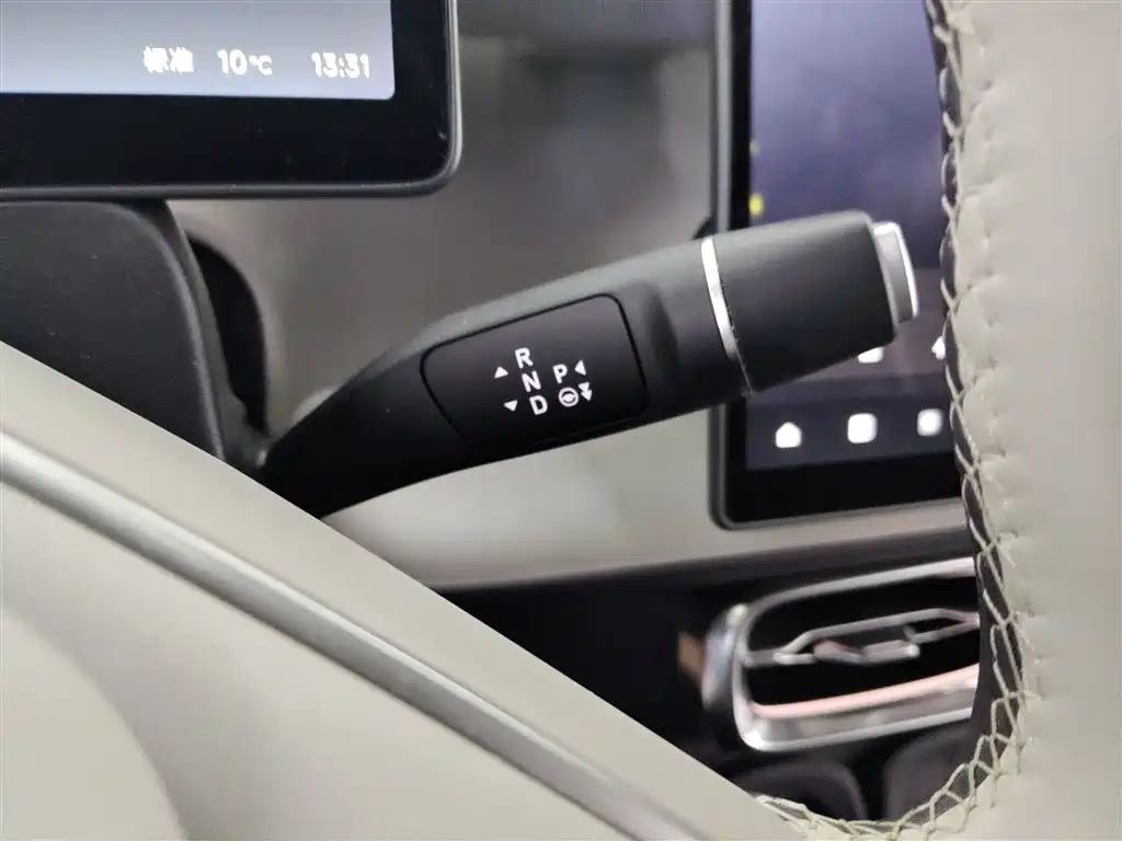 Leapmotor B10 2025 — фото 10