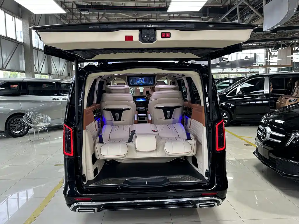 Mercedes-Benz Vito 2025 — фото 16