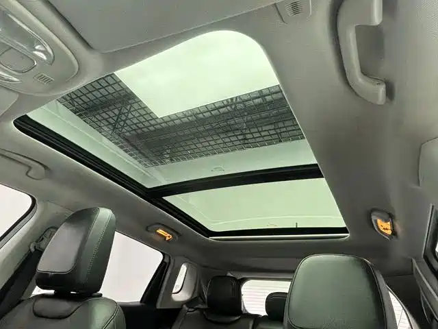 Jeep Compass 2018 — фото 13