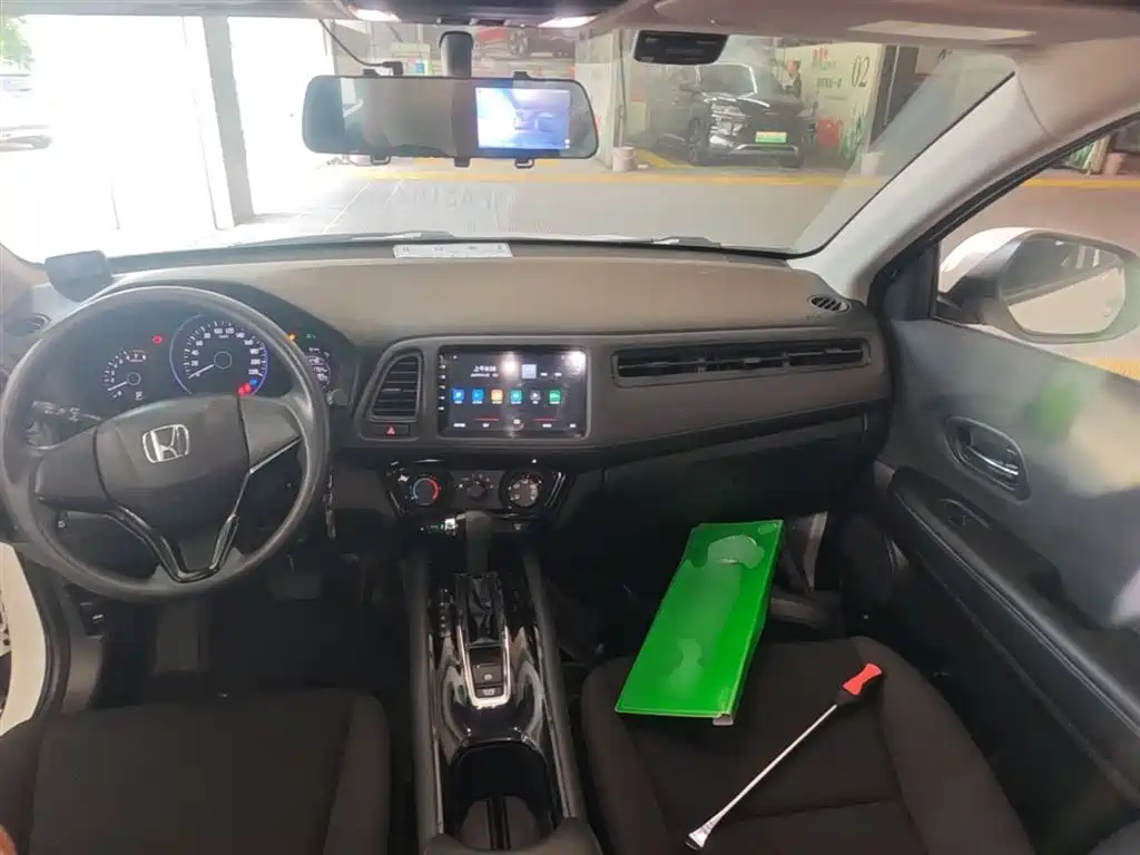 Honda Vezel 2022 — фото 10
