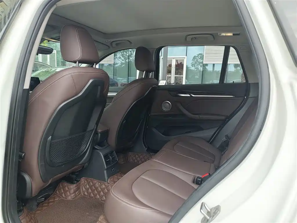 BMW X1 2021