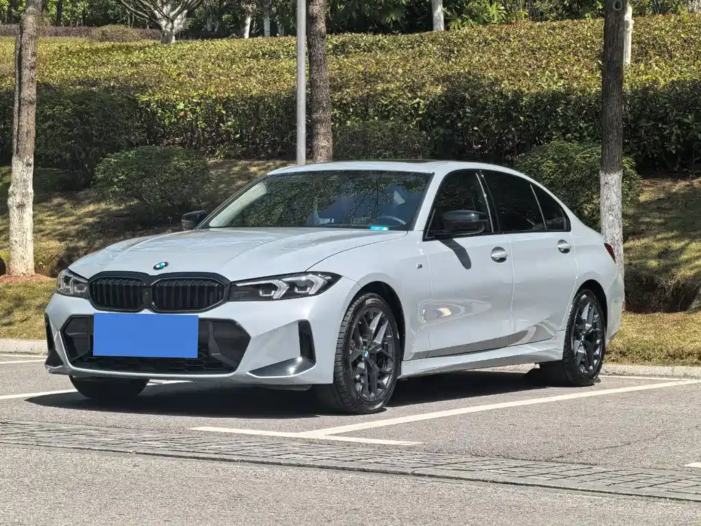 BMW 3 Series 2025