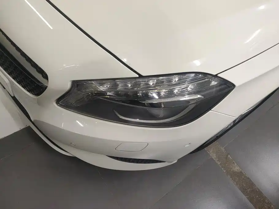 Mercedes-Benz A-Class 2015