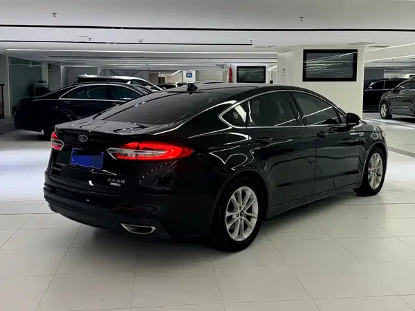 Ford Mondeo 2021