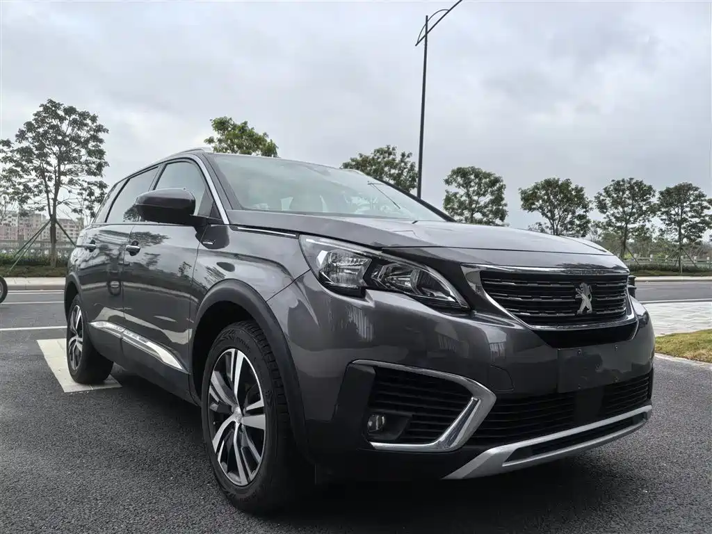 Peugeot 5008 2018 — фото 24