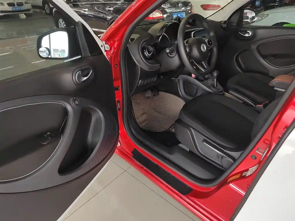 smart Forfour 2018 — фото 16