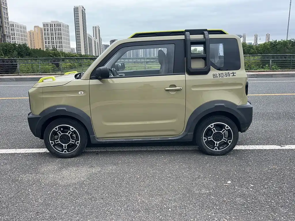 Geely Galaxy Panda 2023 — фото 10