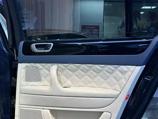 Bentley Flying Spur 2010