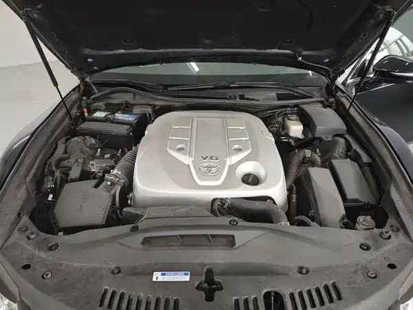Toyota Crown 2017