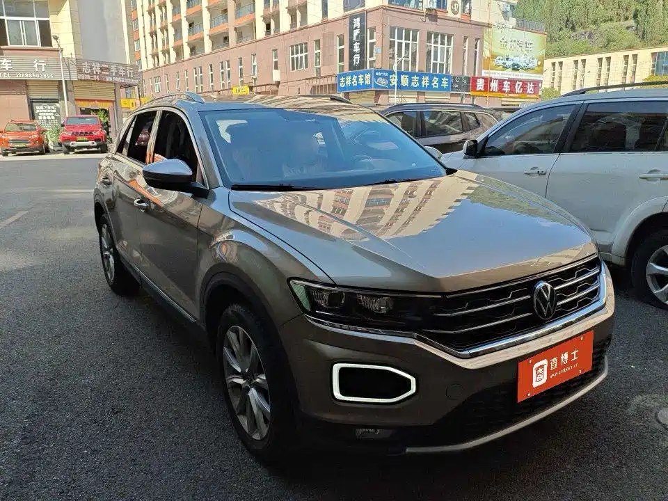 Volkswagen T-Roc 2021