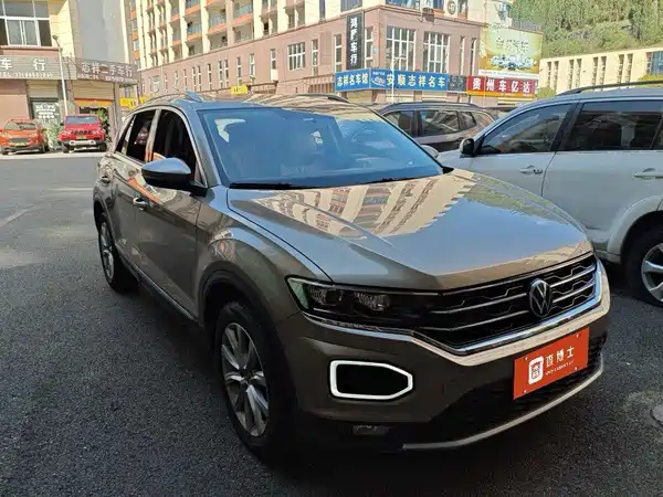 Volkswagen T-Roc 2021