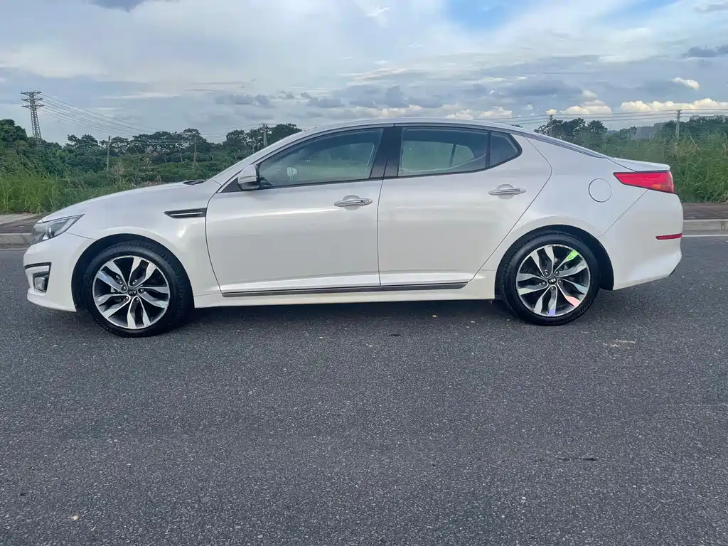 Kia K5 2015 — фото 14