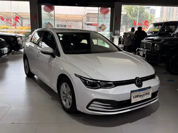 Volkswagen Golf 2023