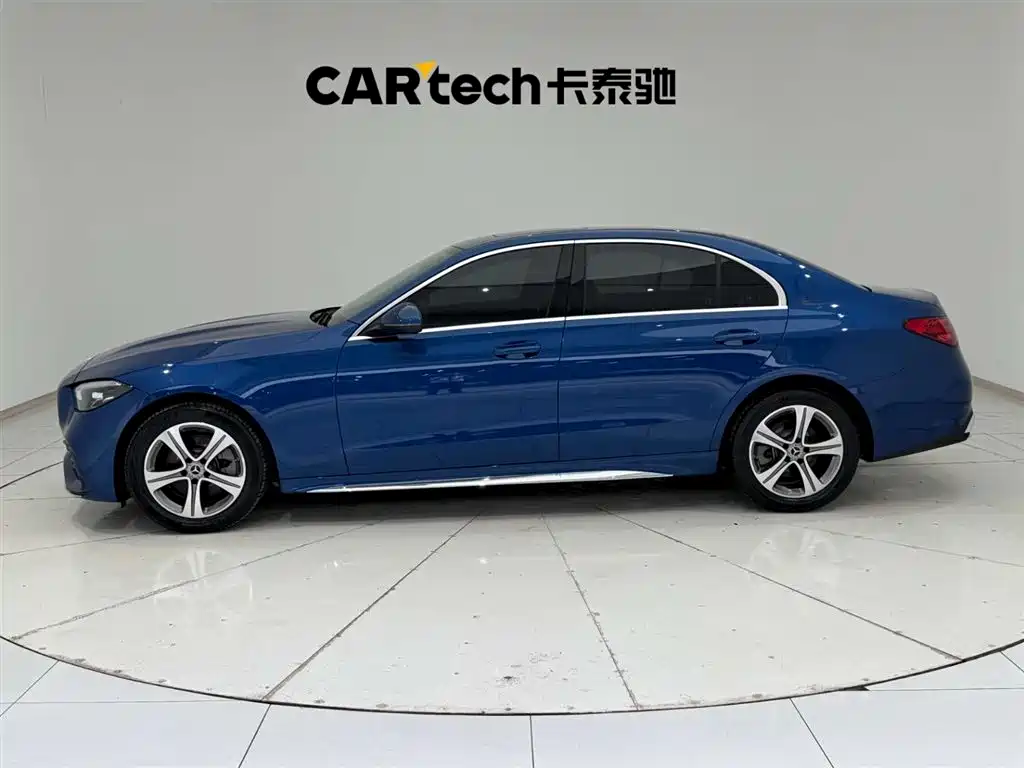 Mercedes-Benz C-Class 2022 — фото 6