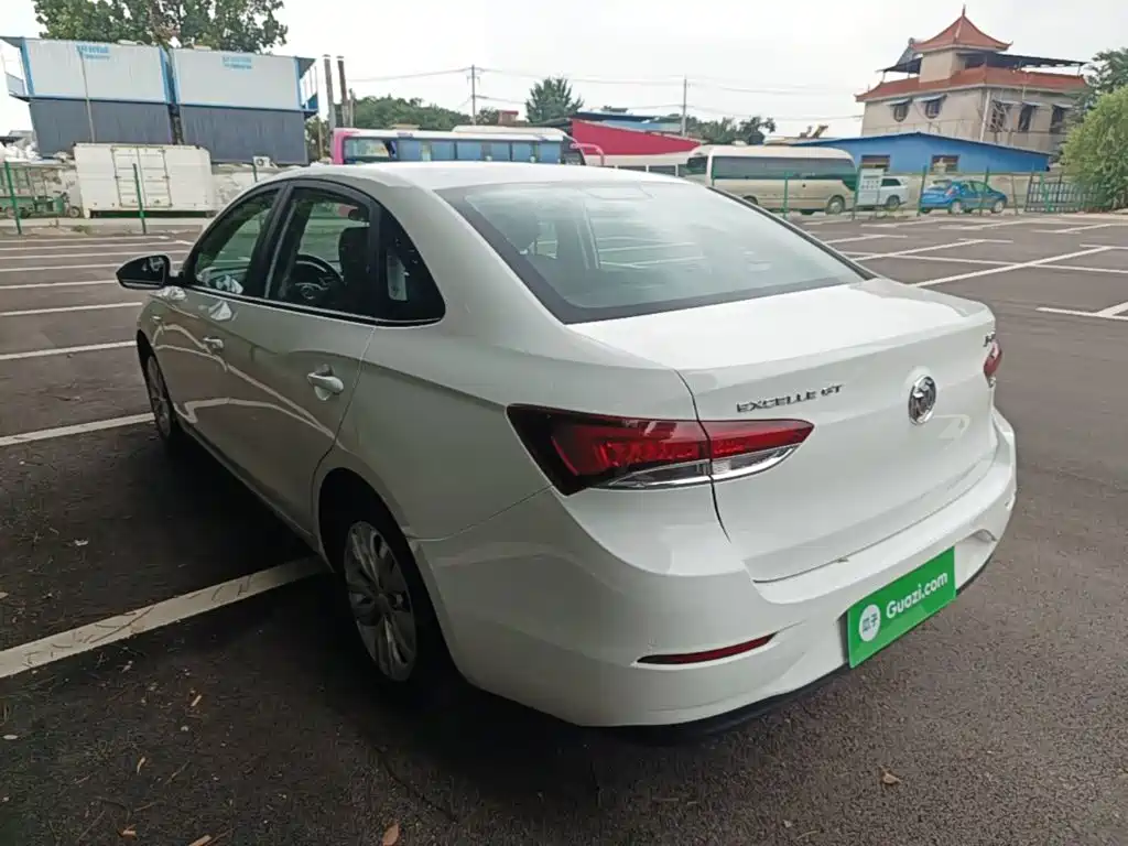 Buick Excelle 2021