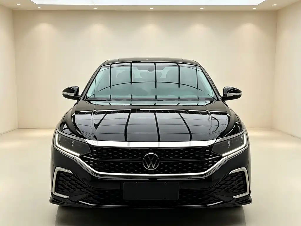 Volkswagen Passat 2023