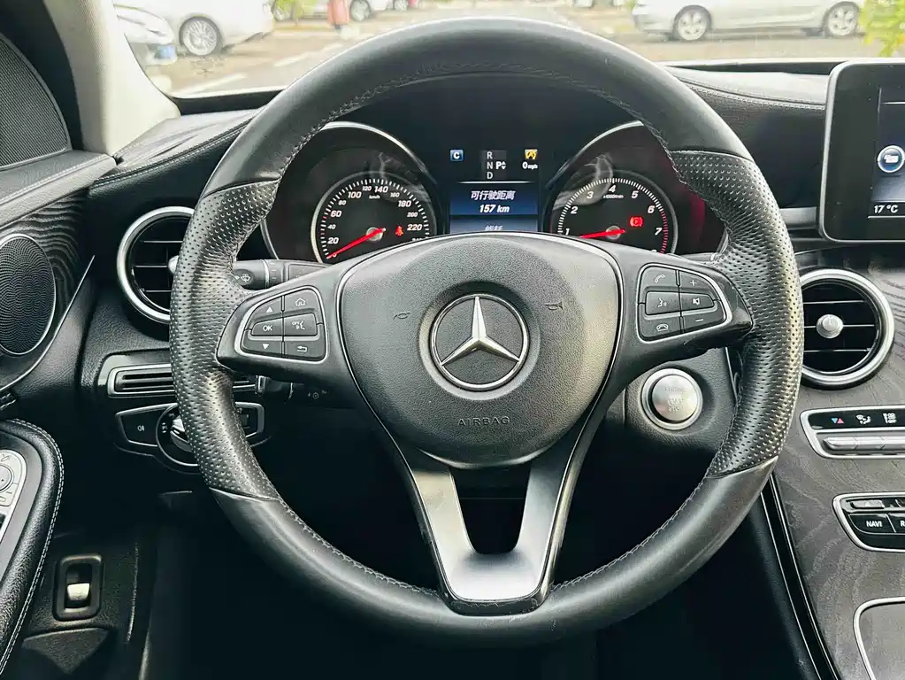 Mercedes-Benz C-Class 2016 — фото 16