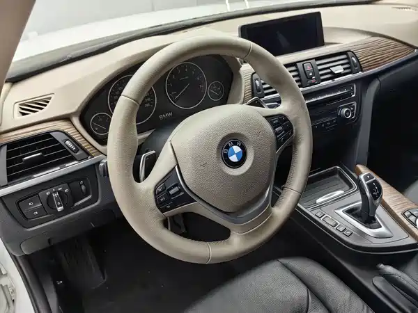 BMW 3 Series 2013