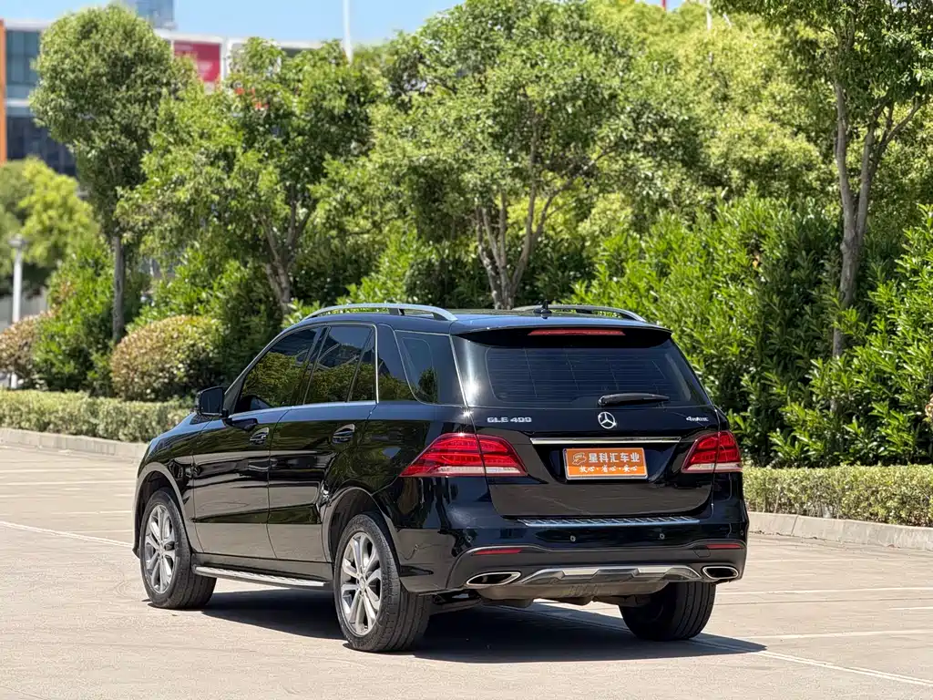 Mercedes-Benz GLE 2017 — фото 10