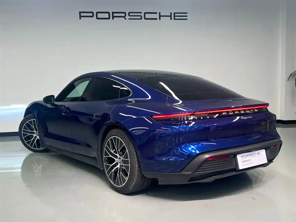 Porsche Taycan 2022 — фото 6