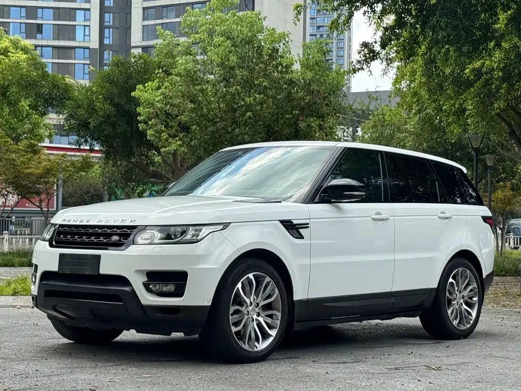 Land Rover Range Rover Sport 2014 — фото 1